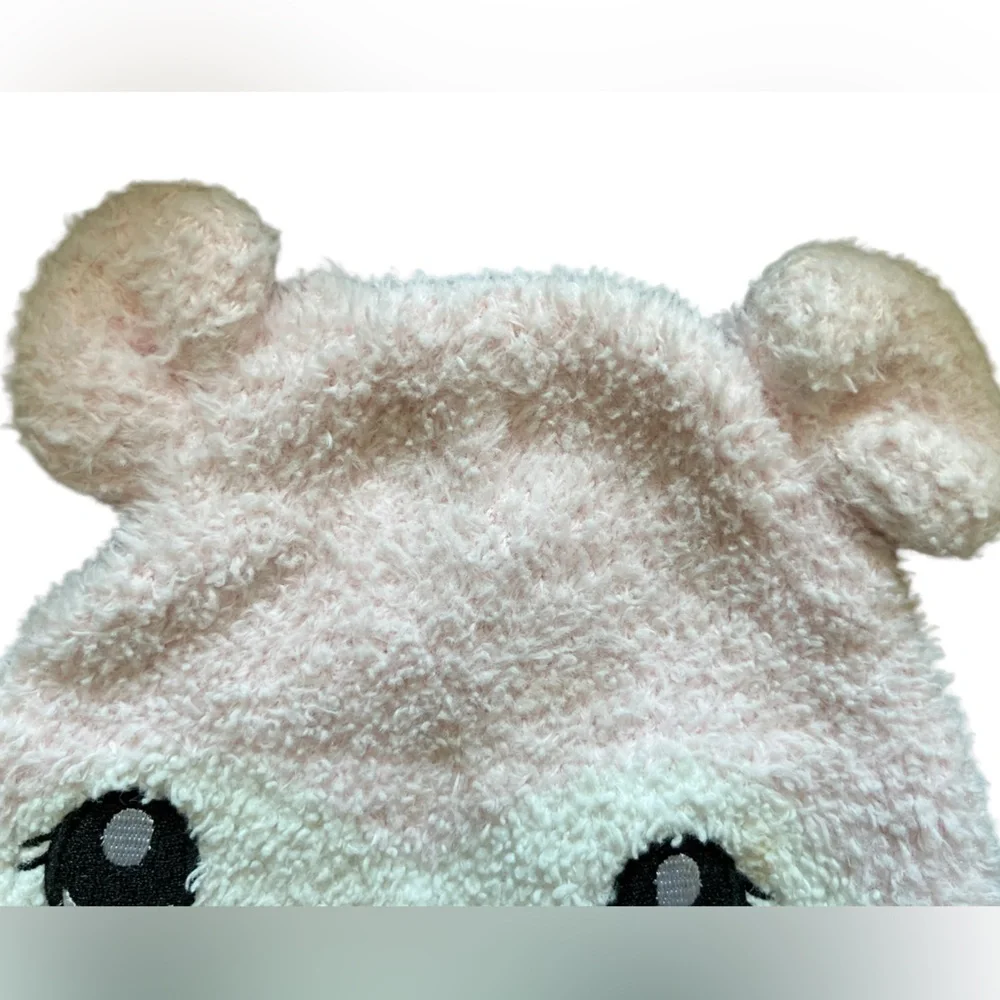 Light pink hat & mittens, 12m 18m 24m depends on baby’s head circumference